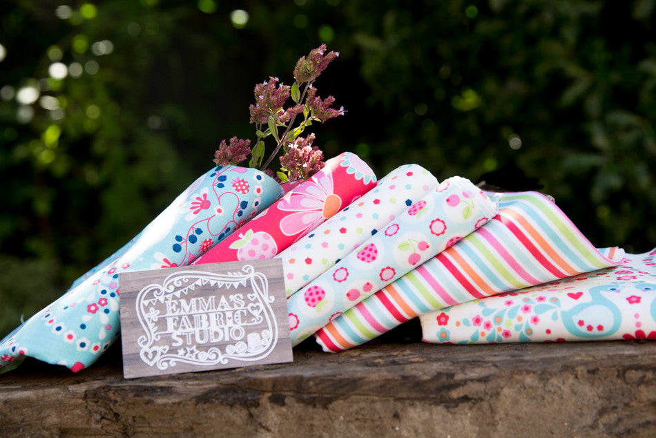 The 'Maud’ Fat Quarter Bundle - Flutterberry - Riley Blake Designs